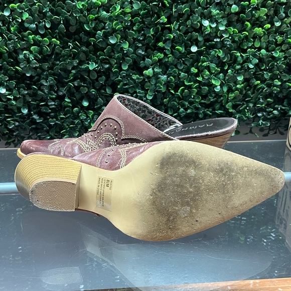 Rustee Cute Western Clogs - Picture 8 of 8